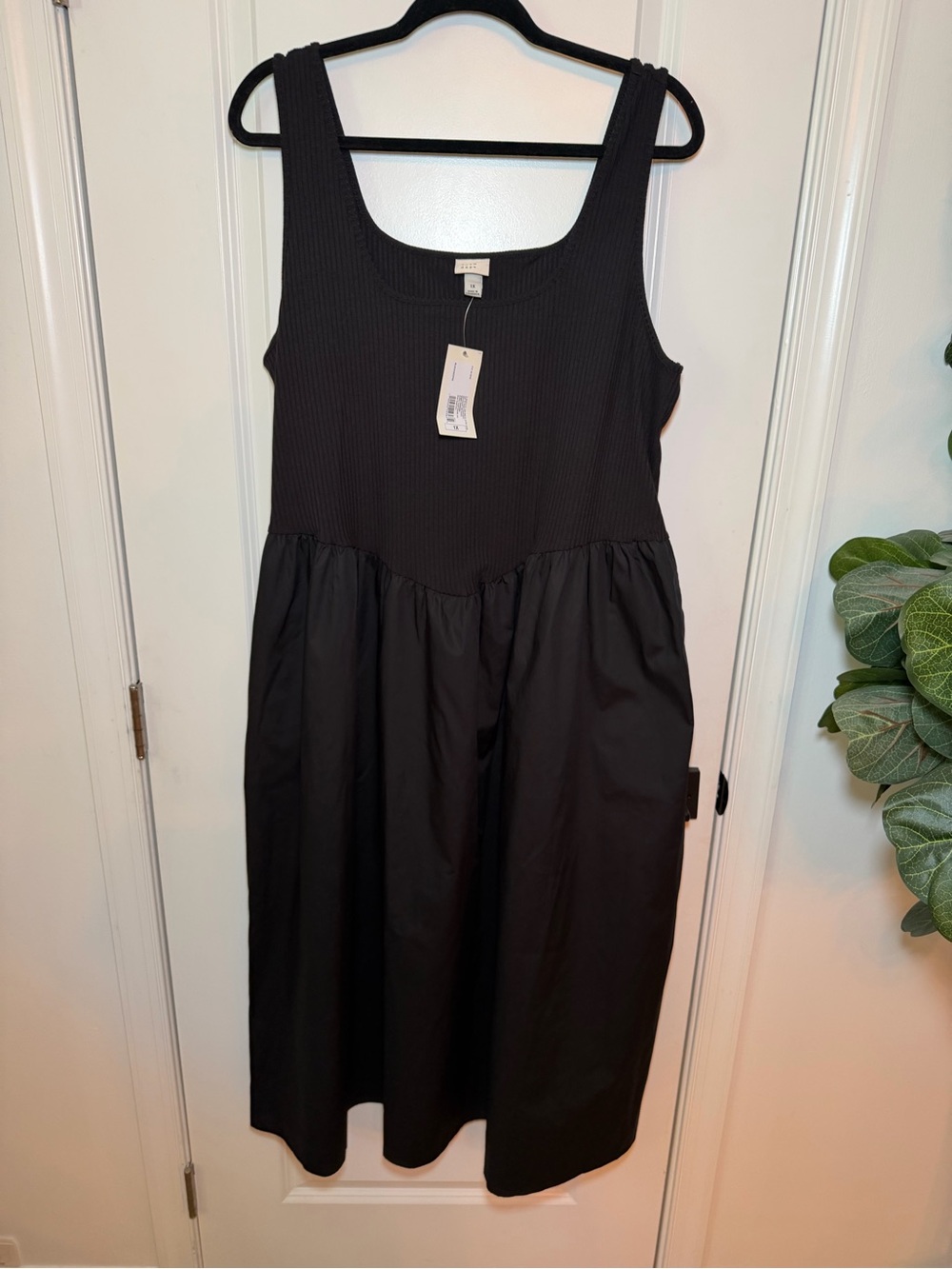 Women’s plus size Black Sleeveless Cotton-Blend Dress size 1X